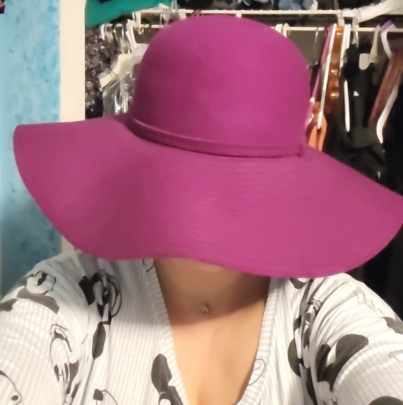 Xsetmar hats - Picture 2 of 5